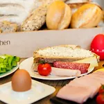 Ibis Spandau Hotel 2*
