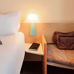 Ibis Spandau Hotel 2*