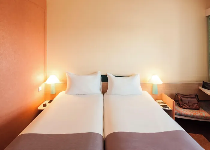 Ibis Spandau Hotel 2*