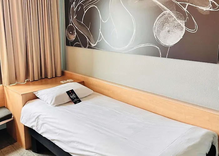 Ibis Spandau Hotel 2*